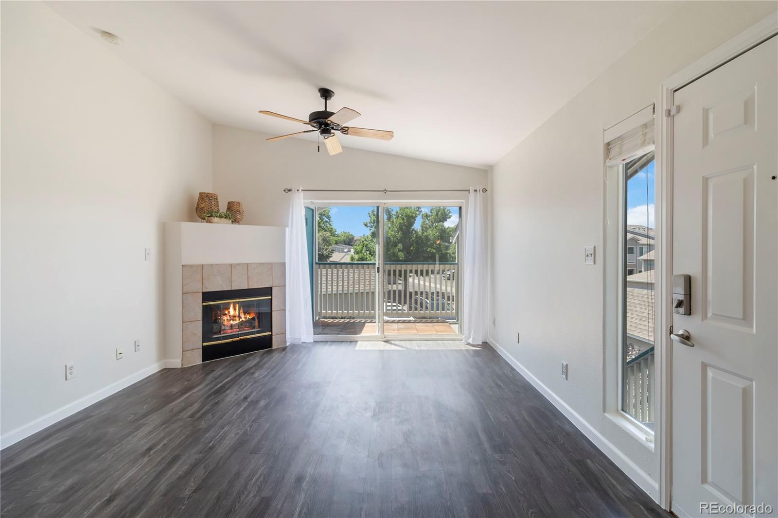 3825 Canyon Ranch Road Unit: 203