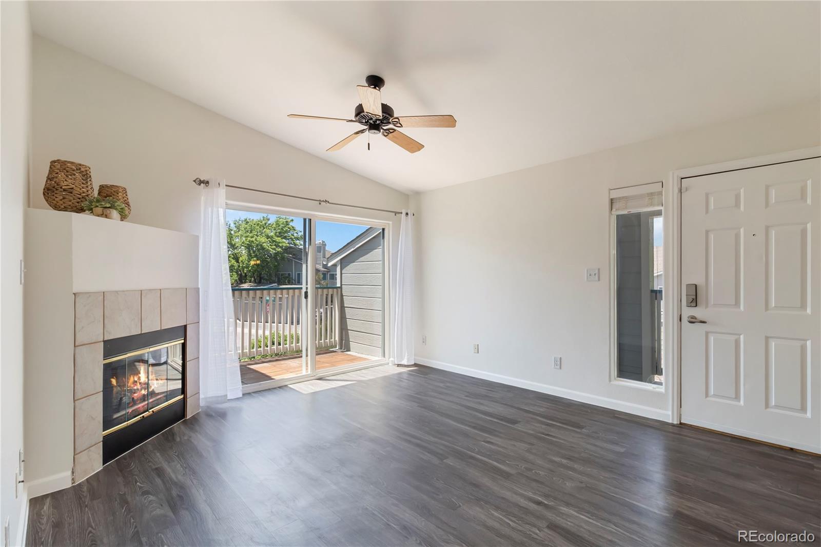 3825 Canyon Ranch Road Unit: 203