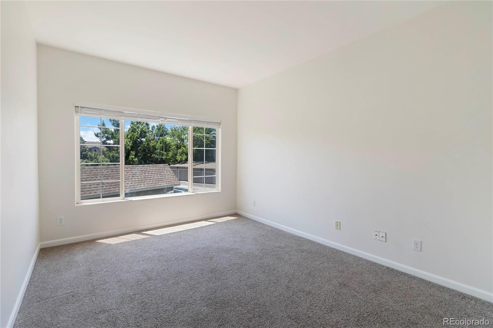 3825 Canyon Ranch Road Unit: 203