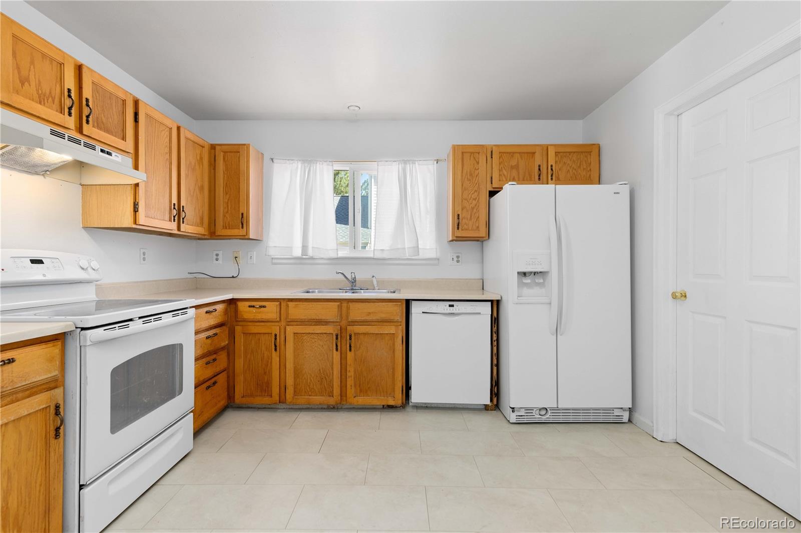 19669 E Loyola Circle