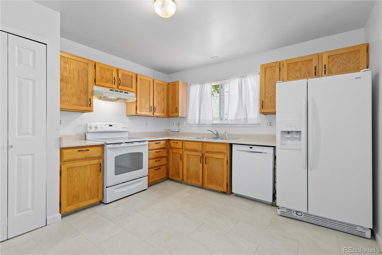 19669 E Loyola Circle