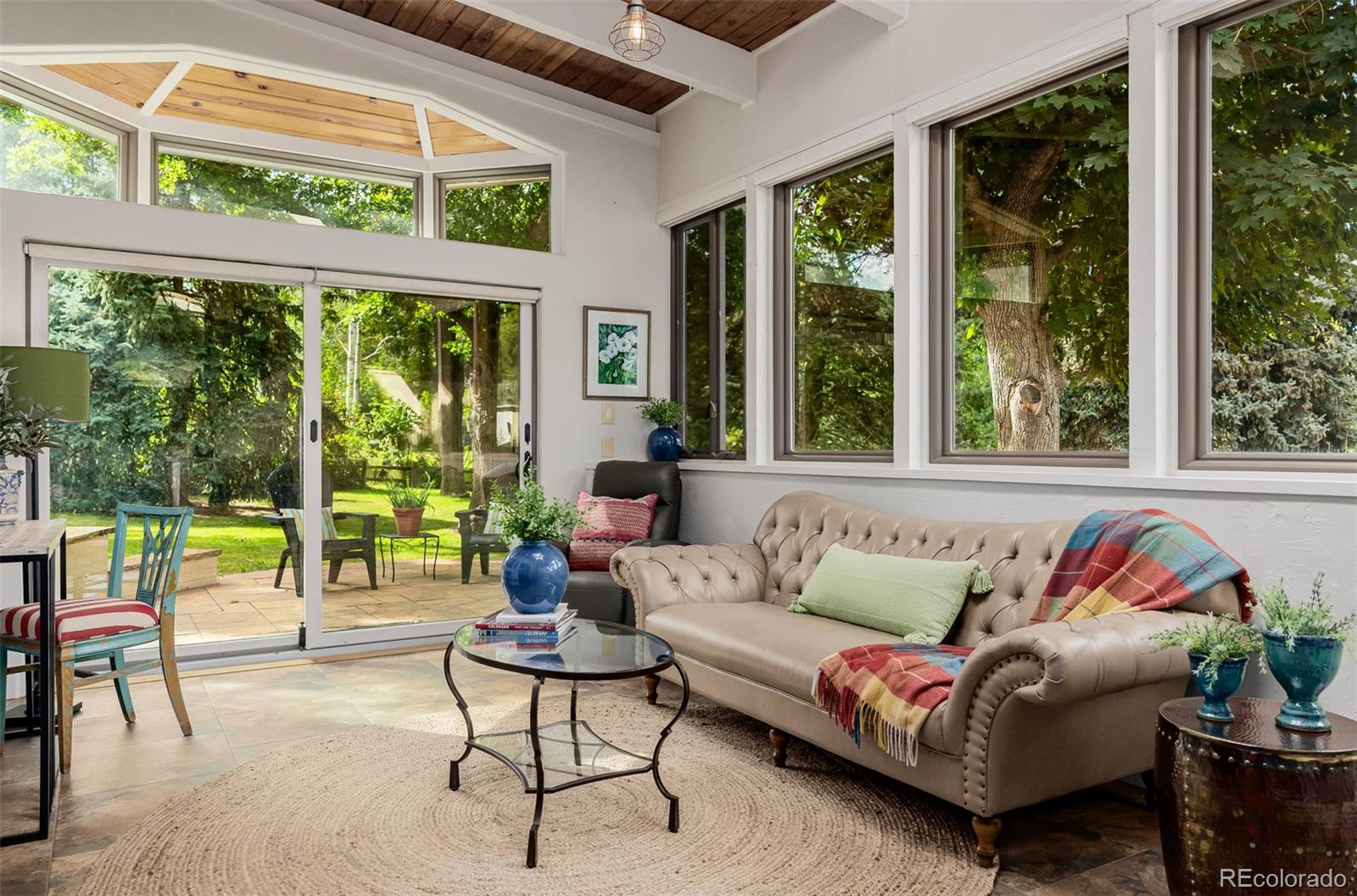 3 E Belleview Court