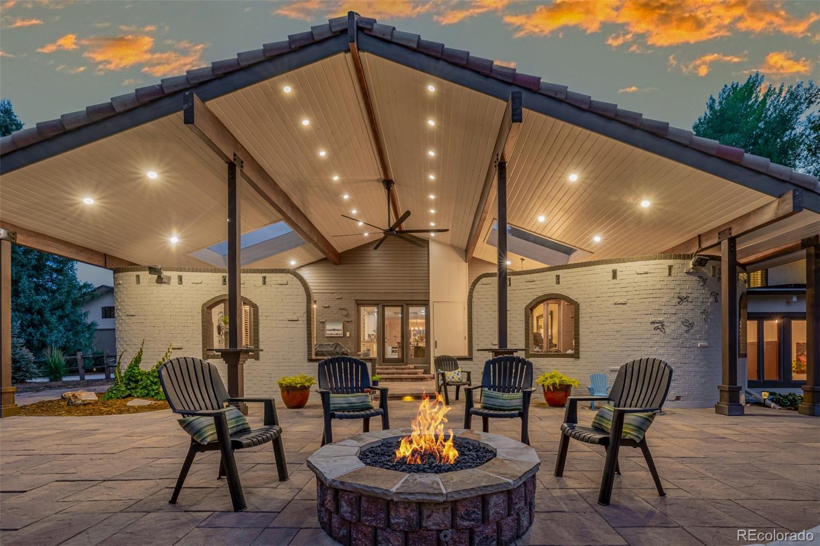 3 E Belleview Court