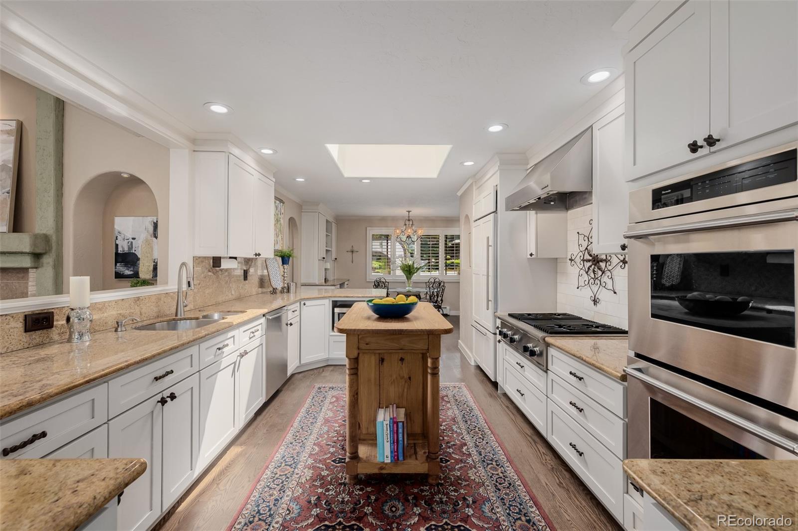 3 E Belleview Court
