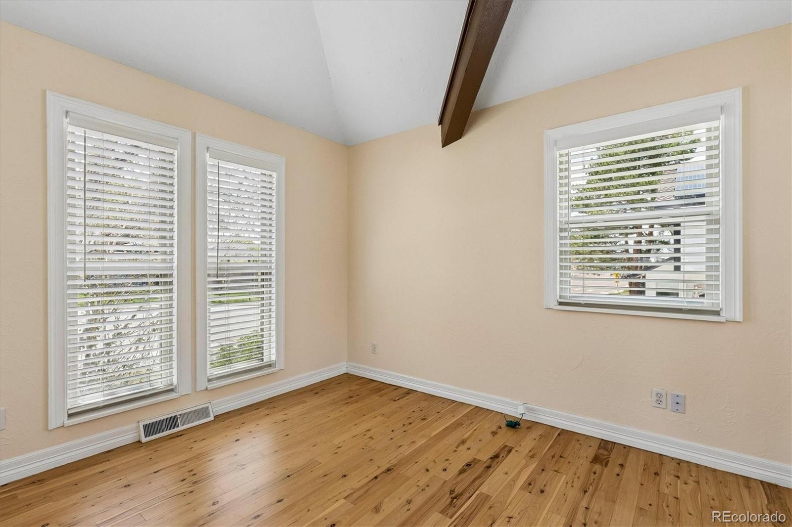 2727 E Jamison Avenue