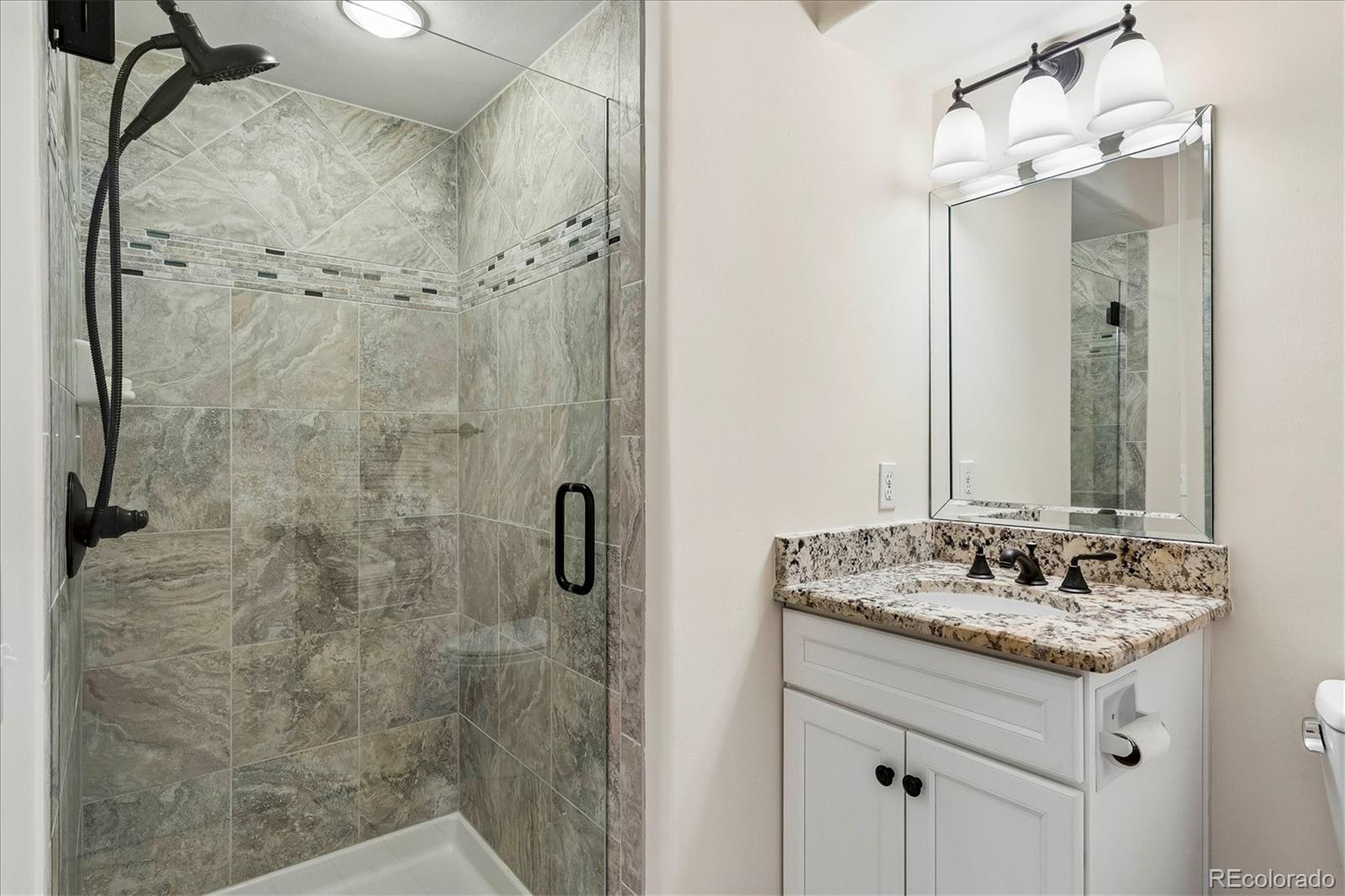 2727 E Jamison Avenue