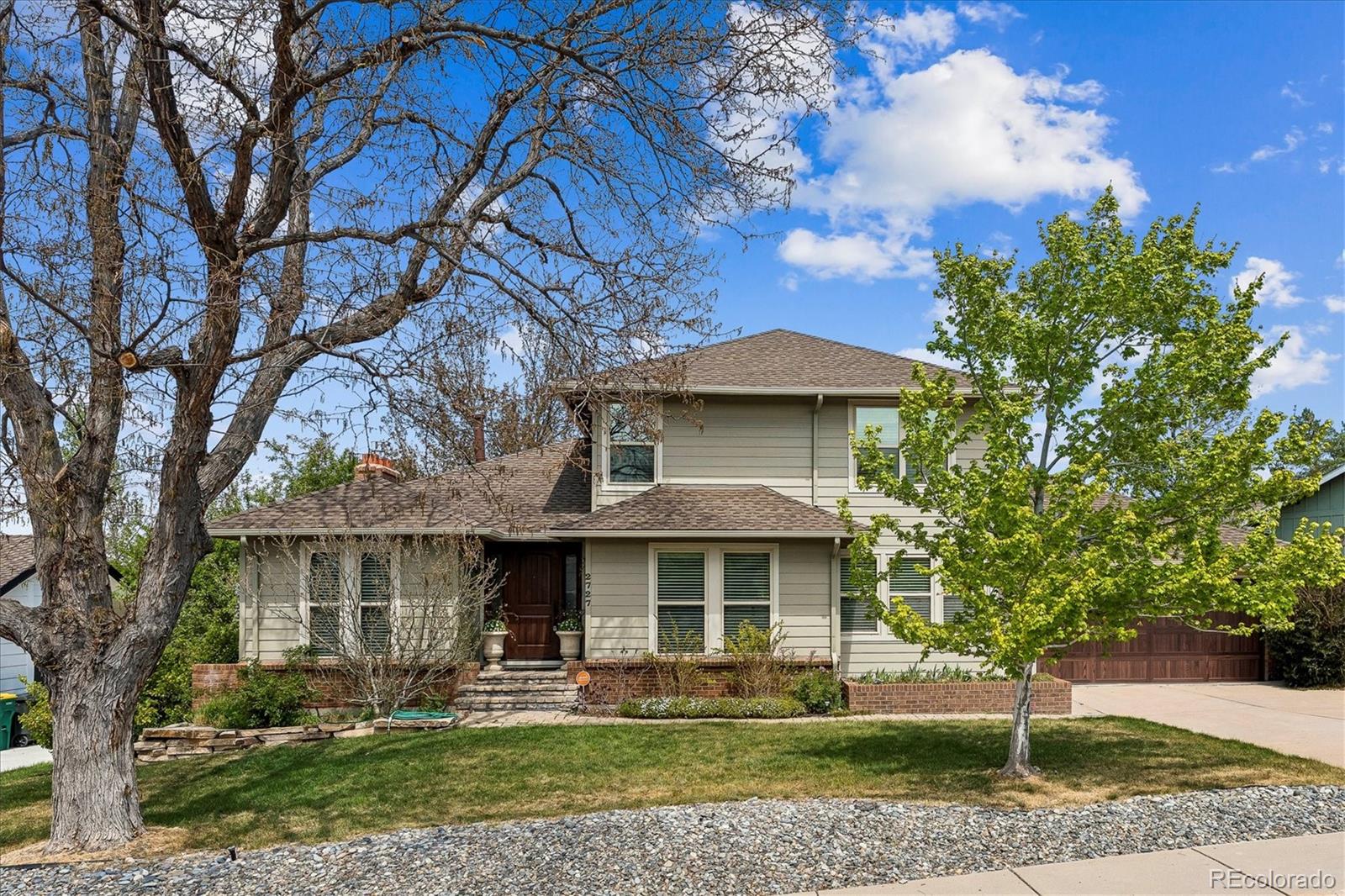 2727 E Jamison Avenue