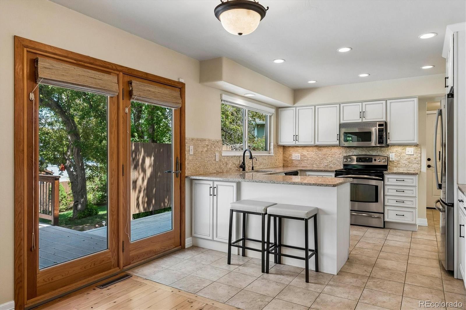 2727 E Jamison Avenue