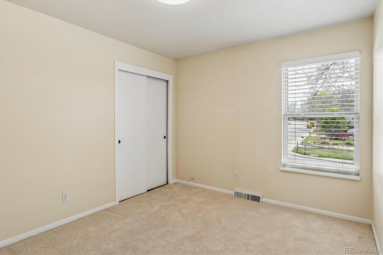 2727 E Jamison Avenue