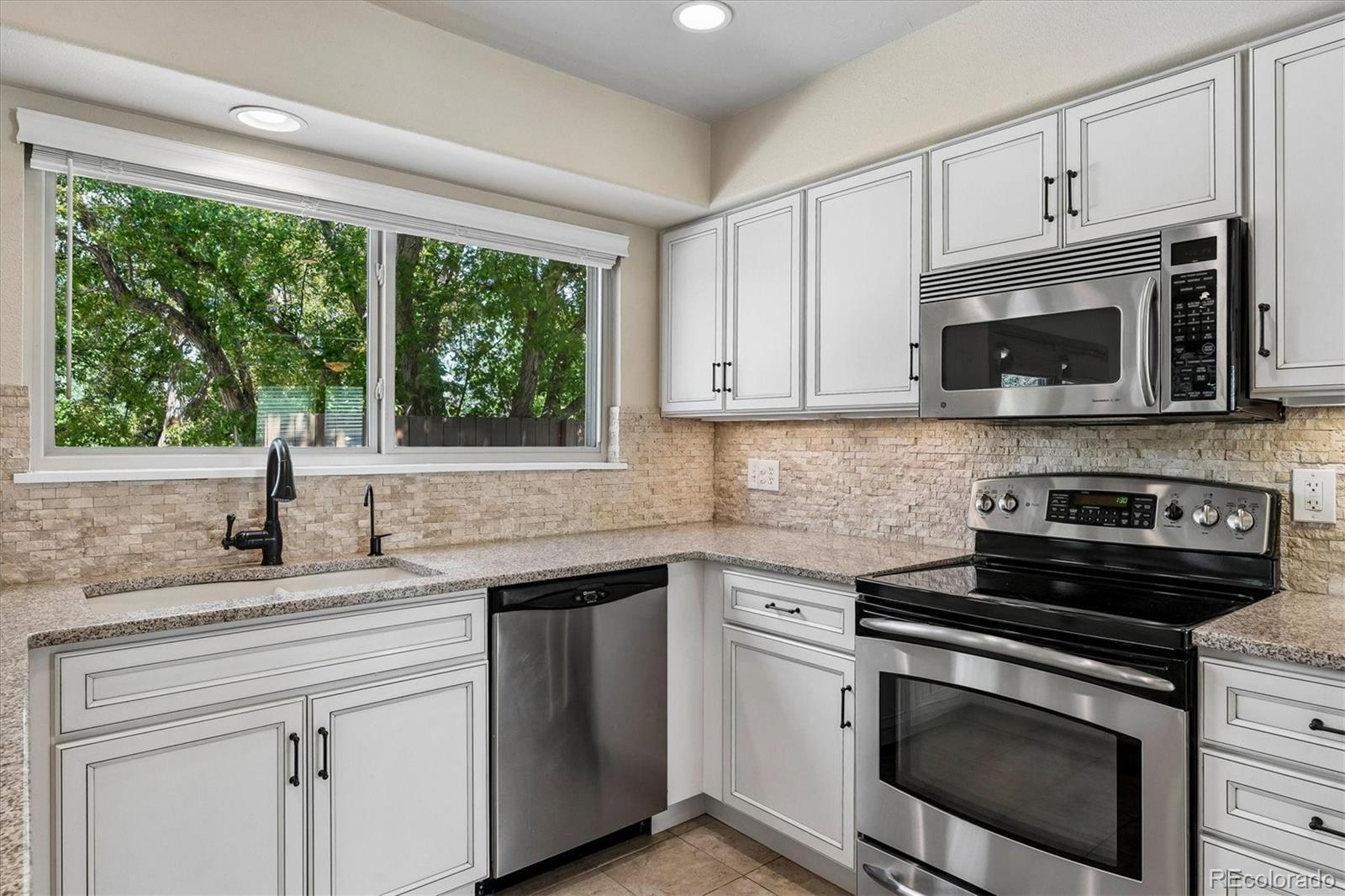 2727 E Jamison Avenue