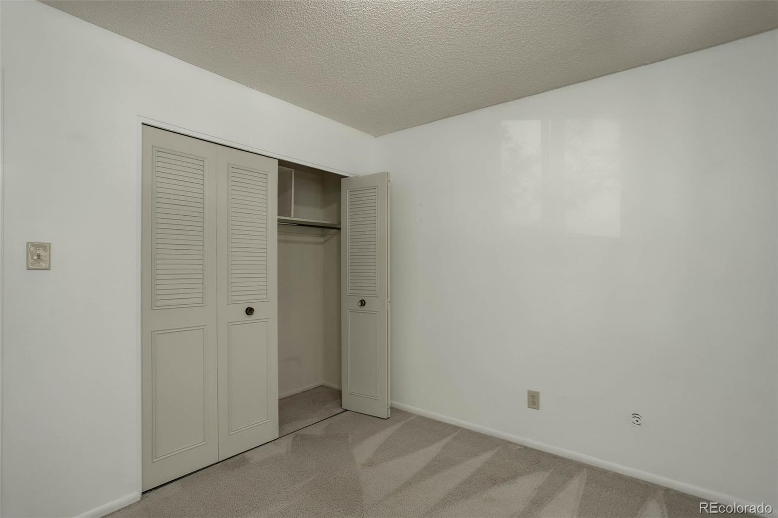 9003 E Mansfield Avenue