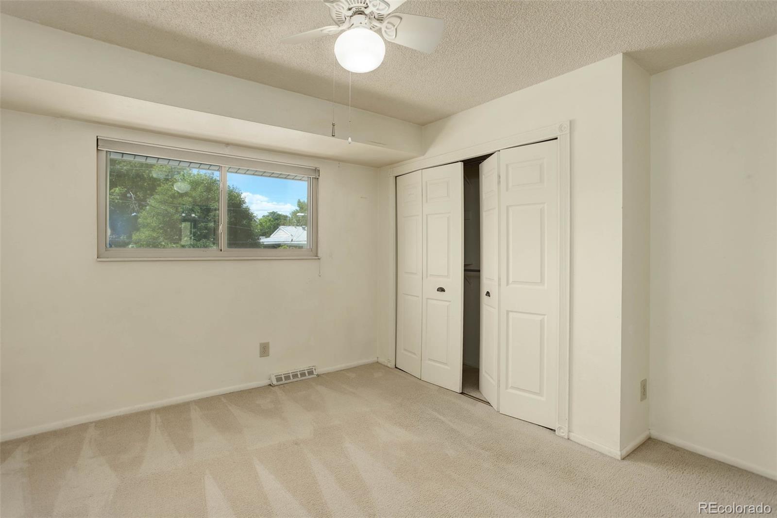 9003 E Mansfield Avenue