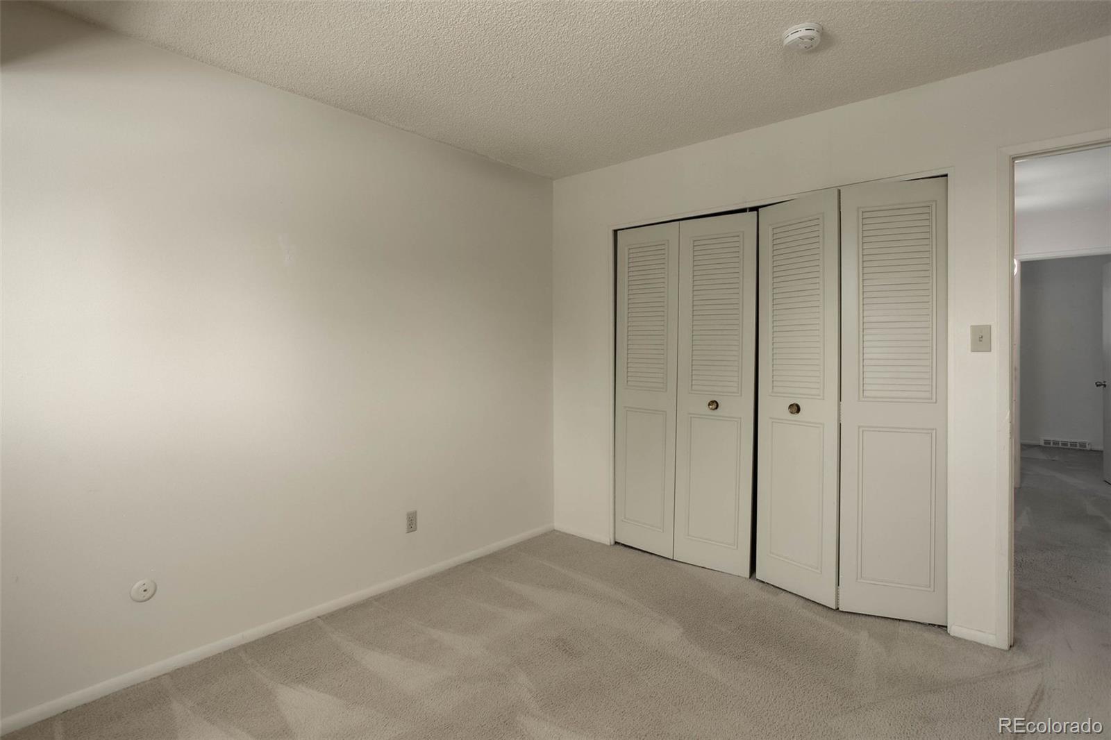 9003 E Mansfield Avenue