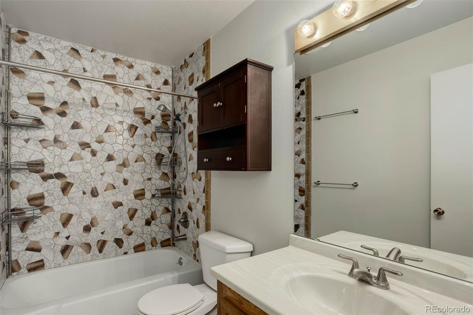 9003 E Mansfield Avenue