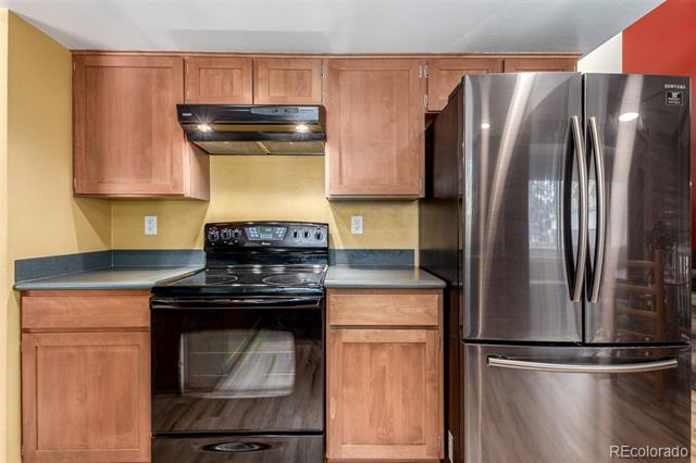 3411 S Olathe Way