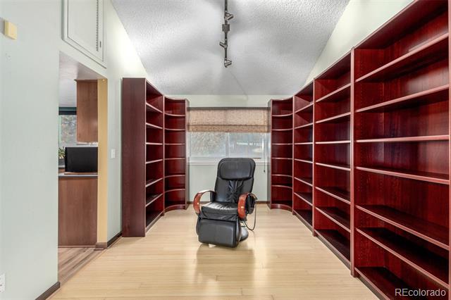 3411 S Olathe Way