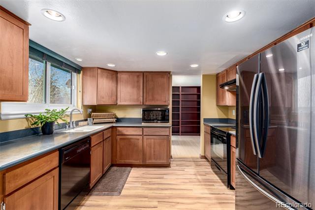 3411 S Olathe Way