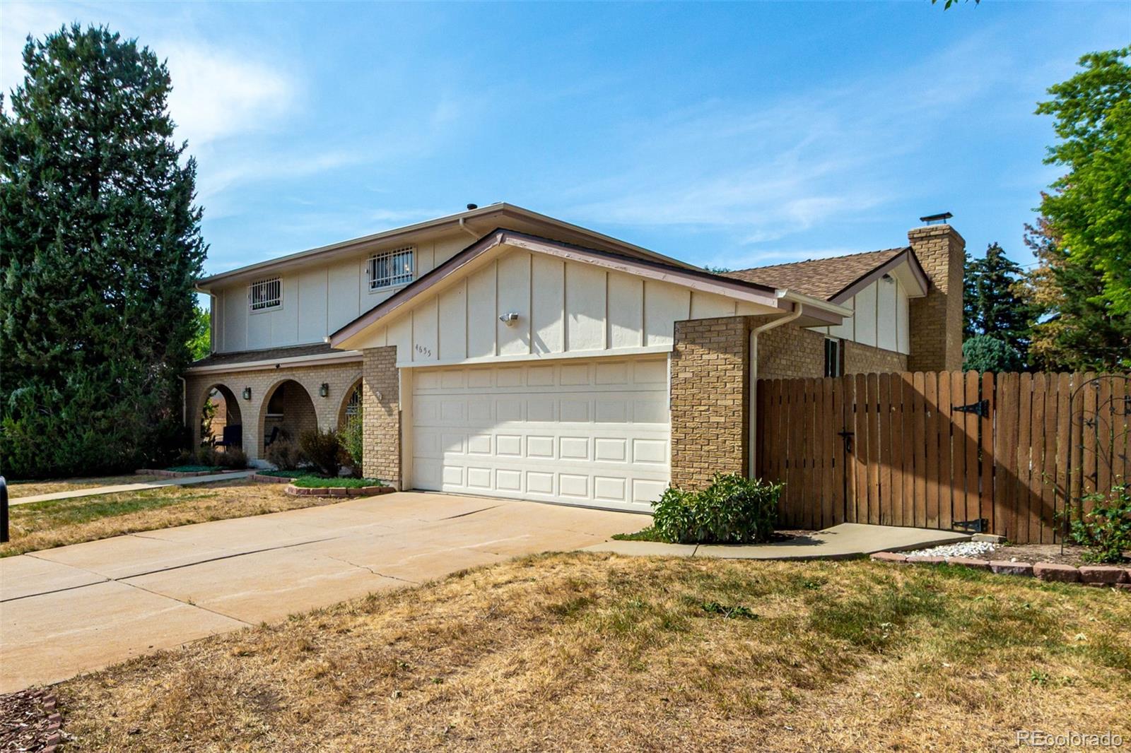 4655 E Hinsdale Place