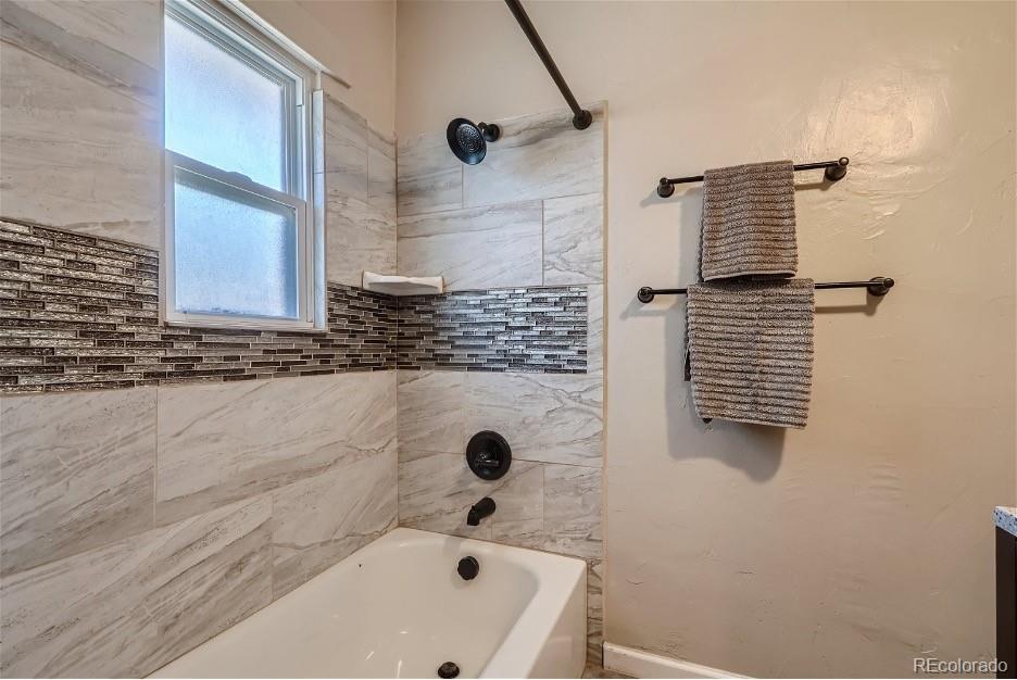 3920 S Lincoln Street