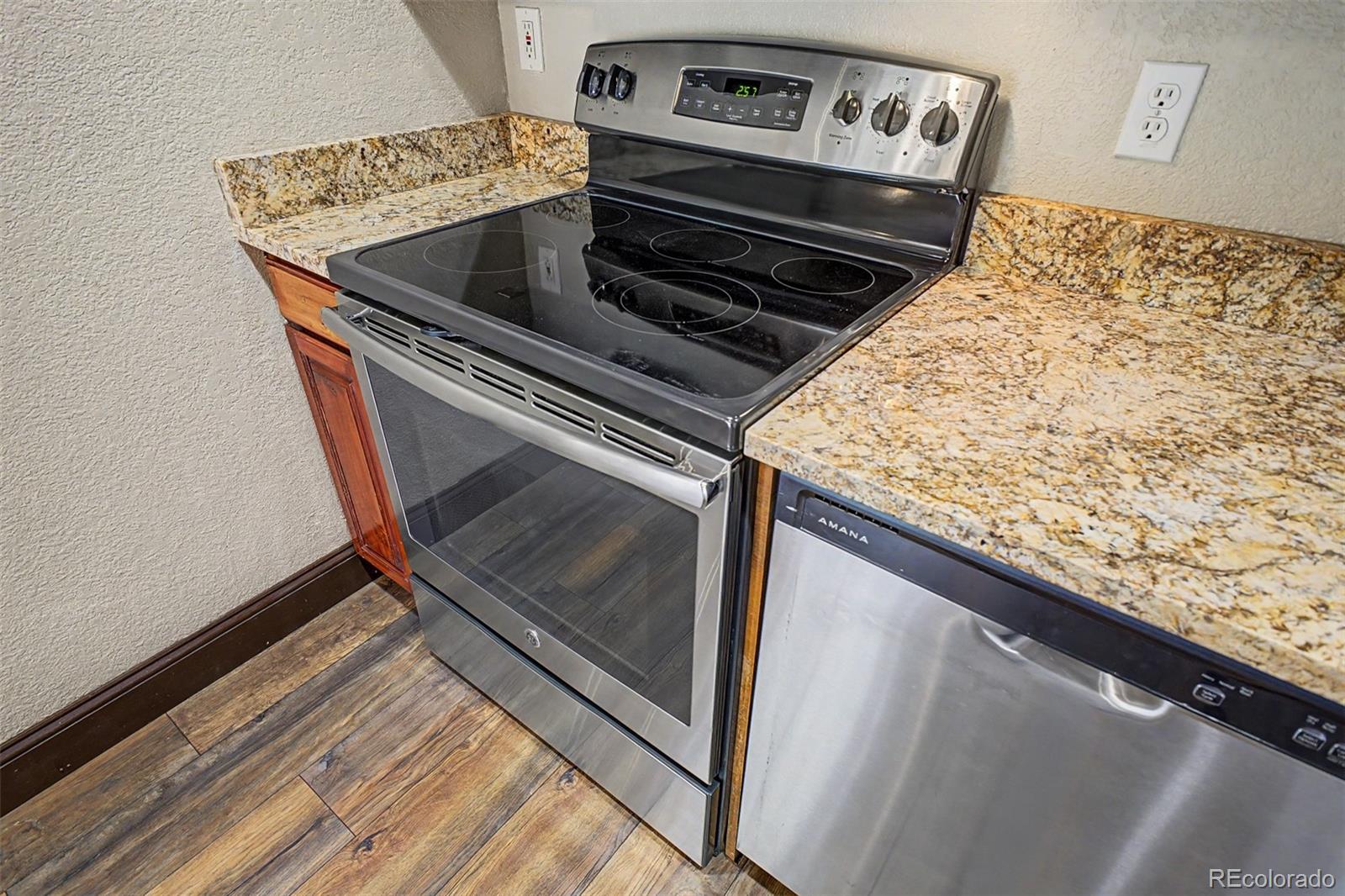 4899 S Dudley Street Unit: J-12