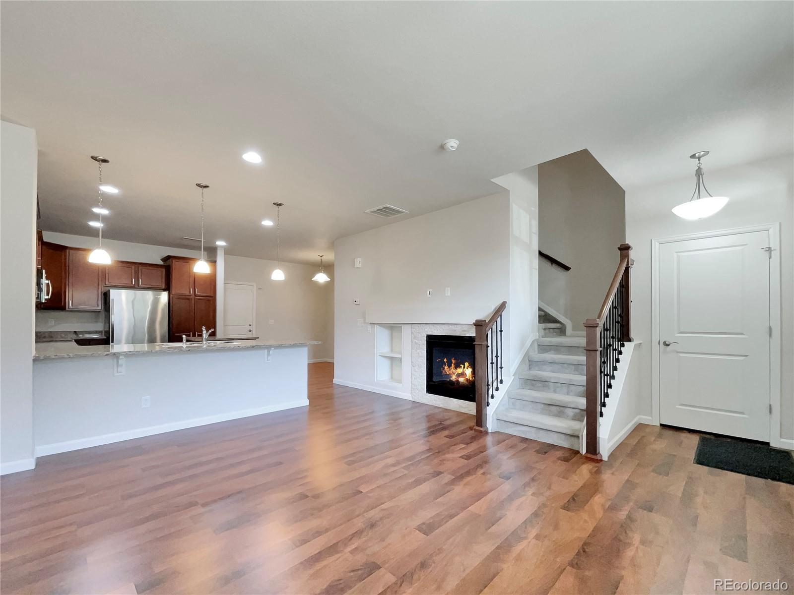 9040 E Phillips Lane