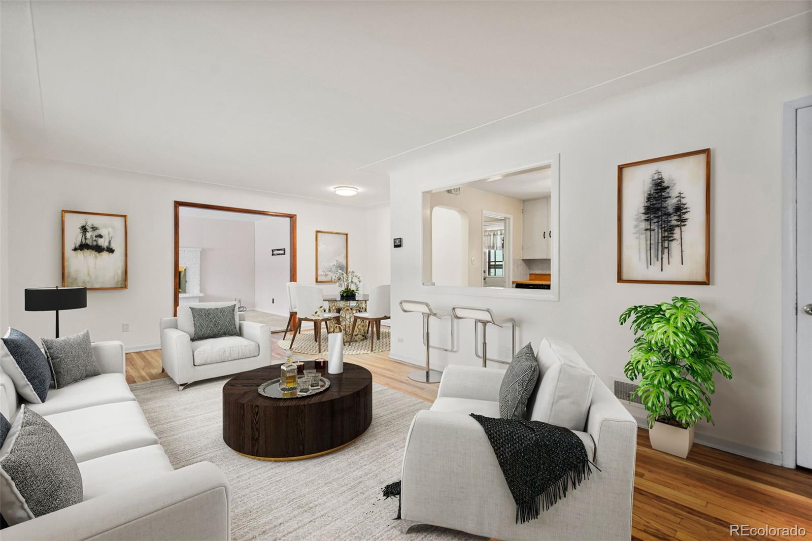 1876 S Chester Circle