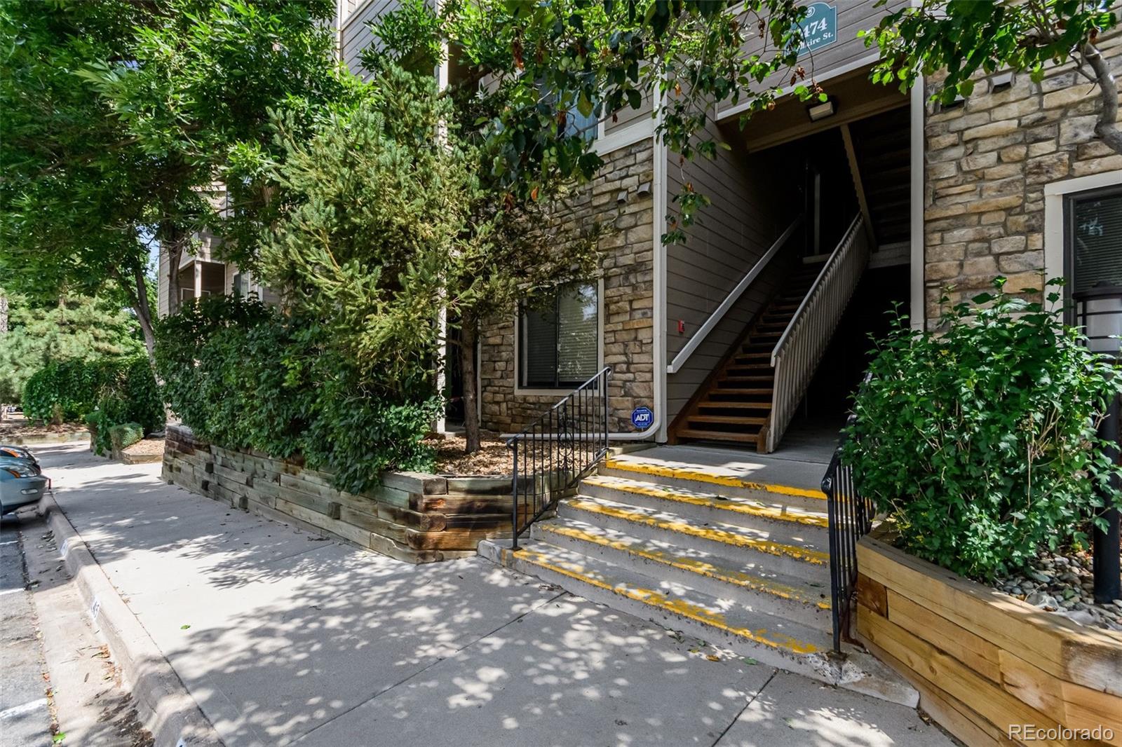 7474 S Alkire Street Unit: 304