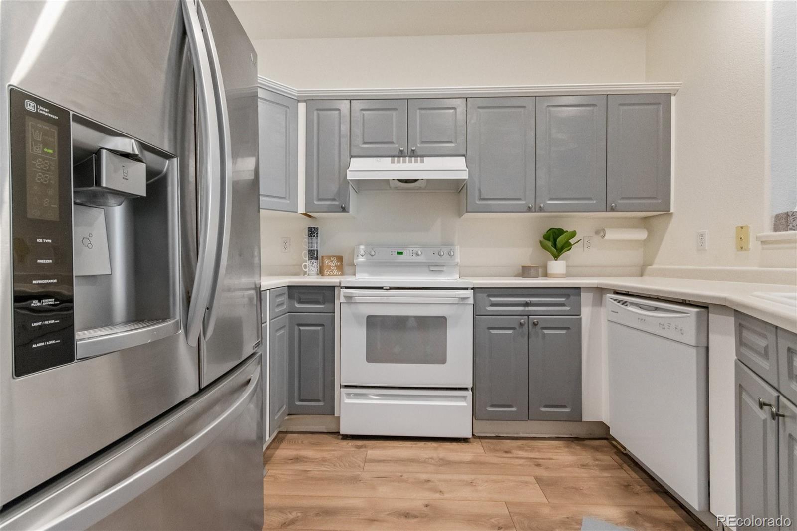 7474 S Alkire Street Unit: 304