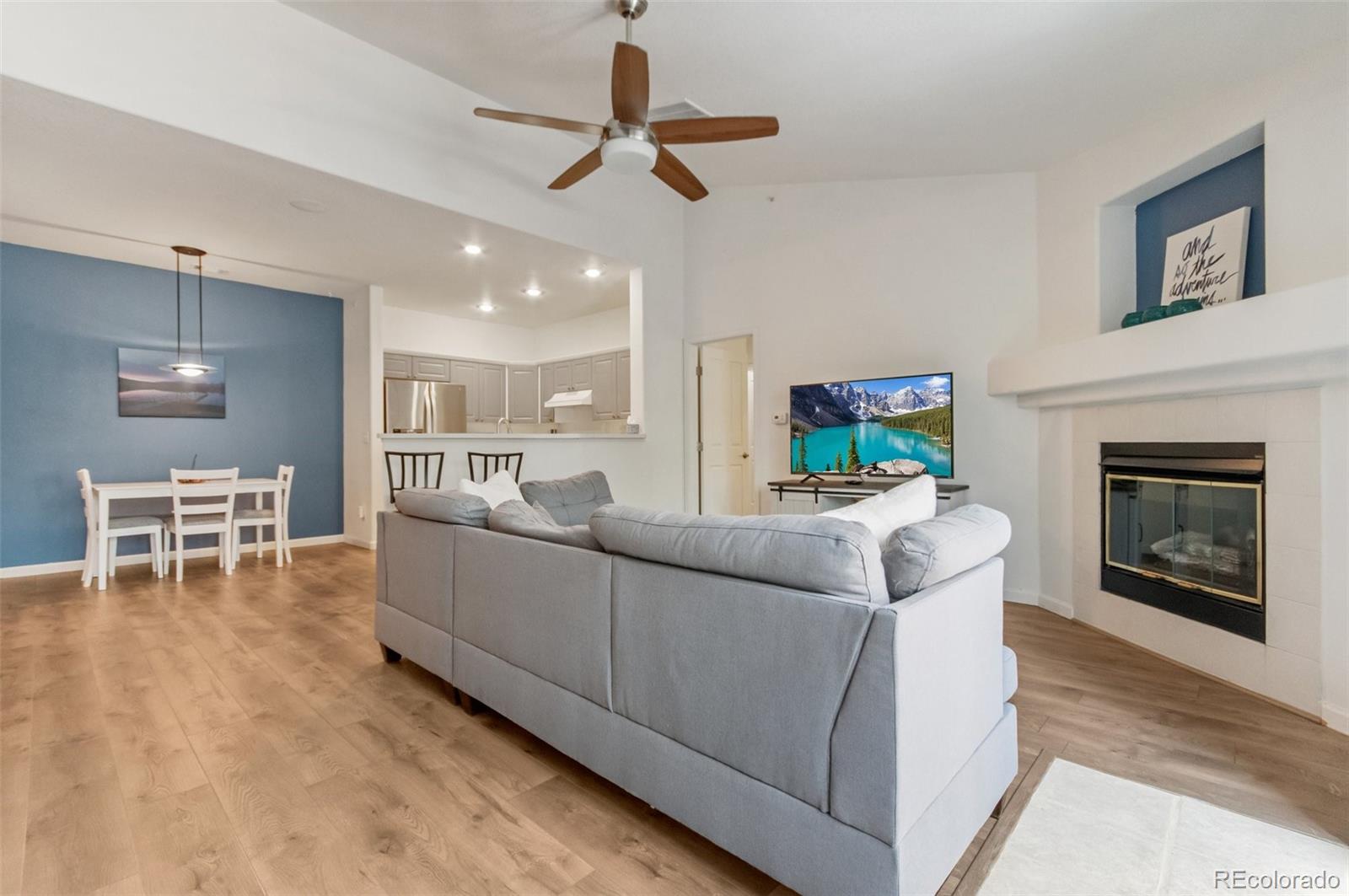 7474 S Alkire Street Unit: 304