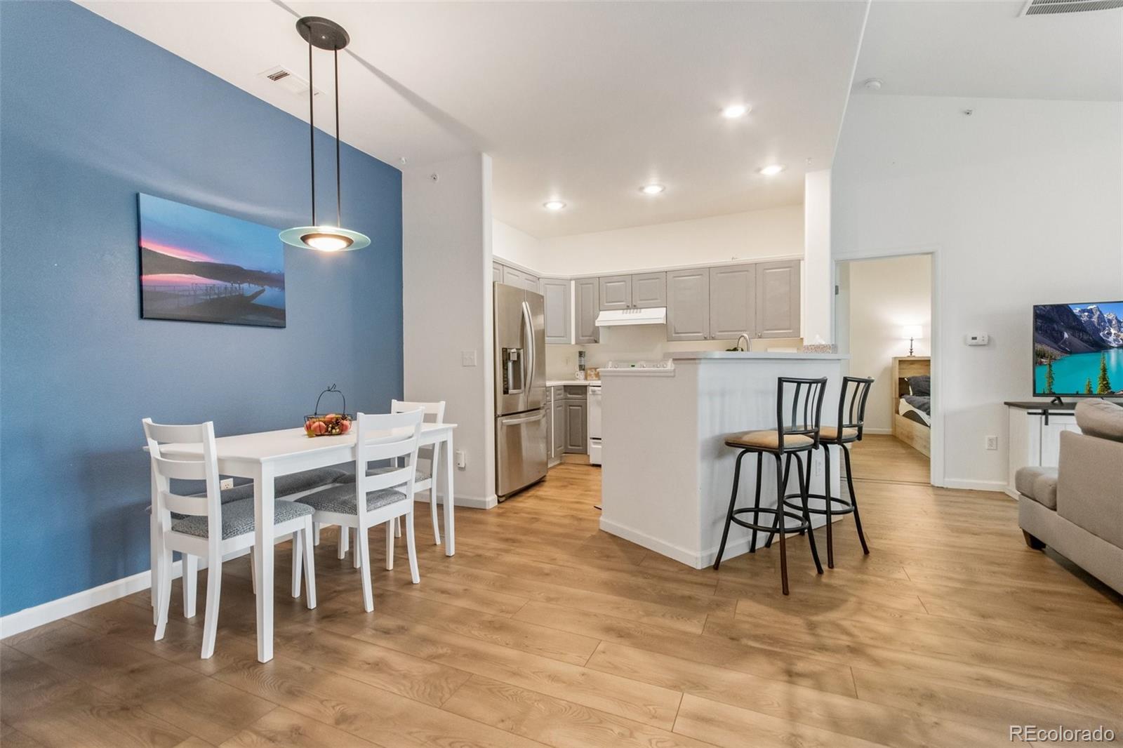 7474 S Alkire Street Unit: 304