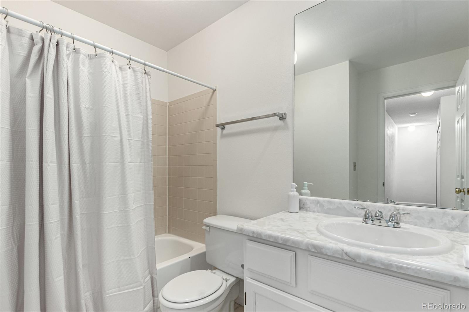 4750 S Dudley Street Unit: 41