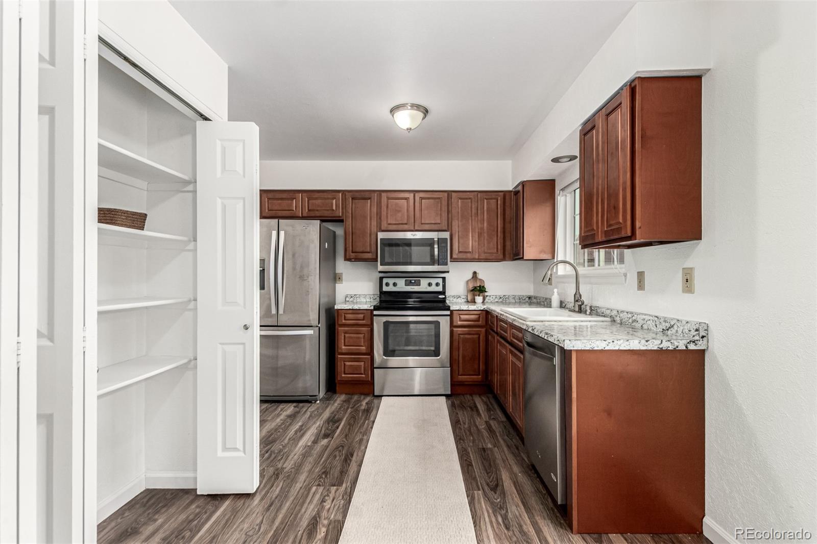 4750 S Dudley Street Unit: 41