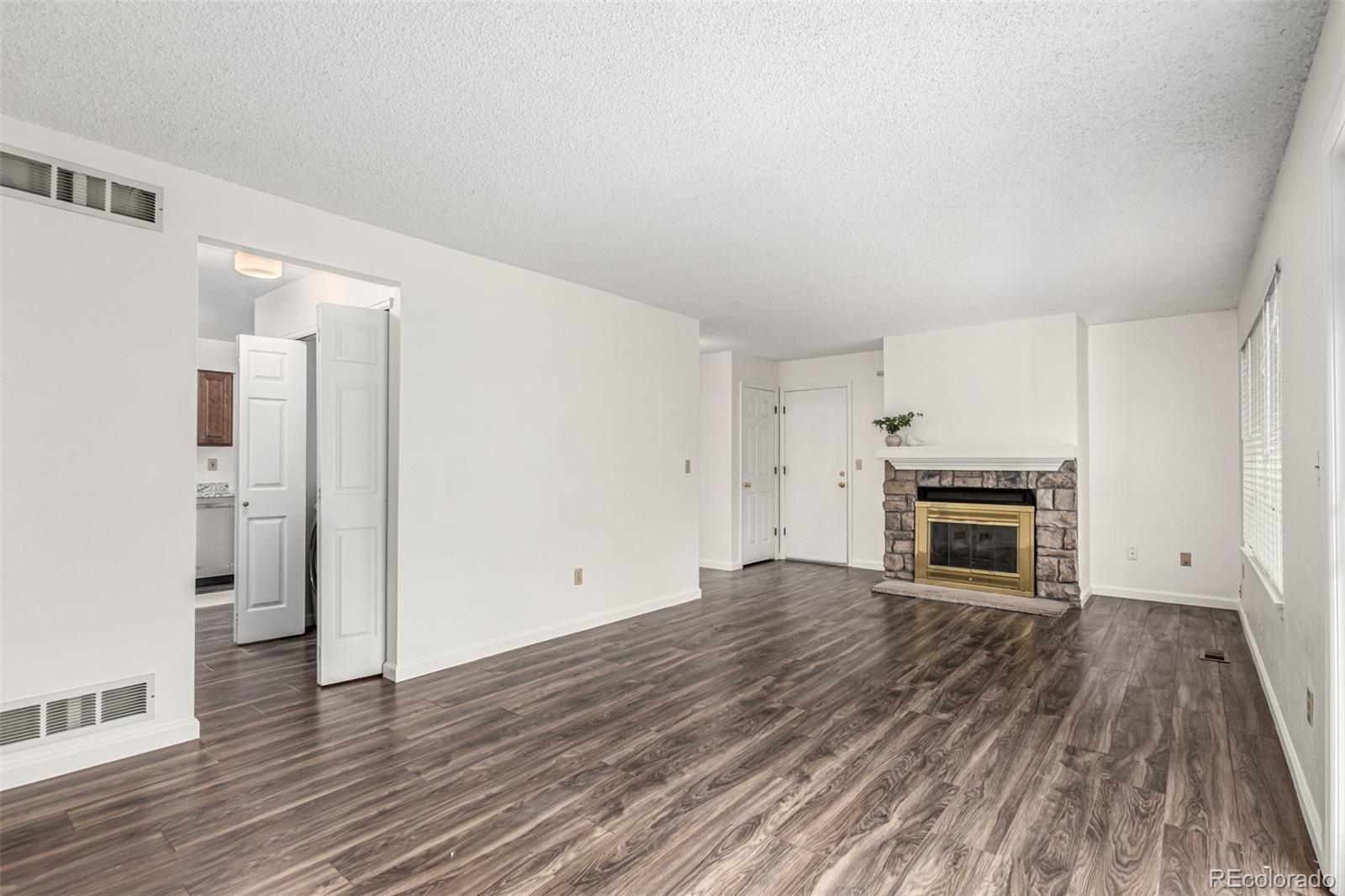 4750 S Dudley Street Unit: 41