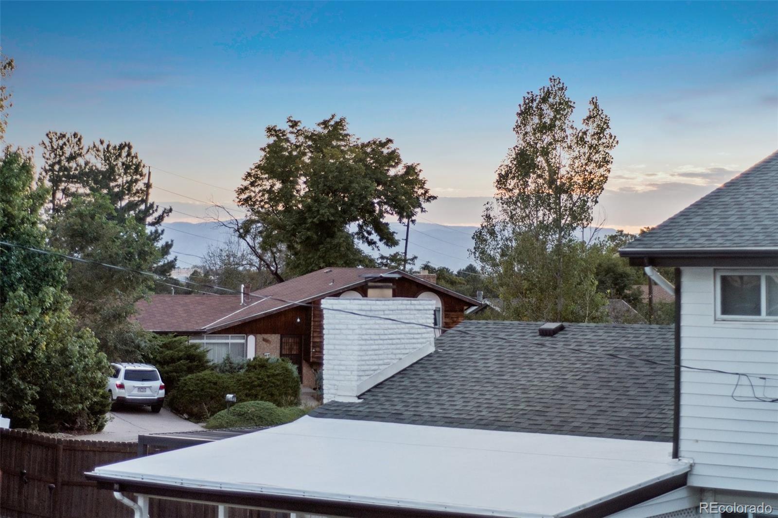 4666 E Hinsdale Place