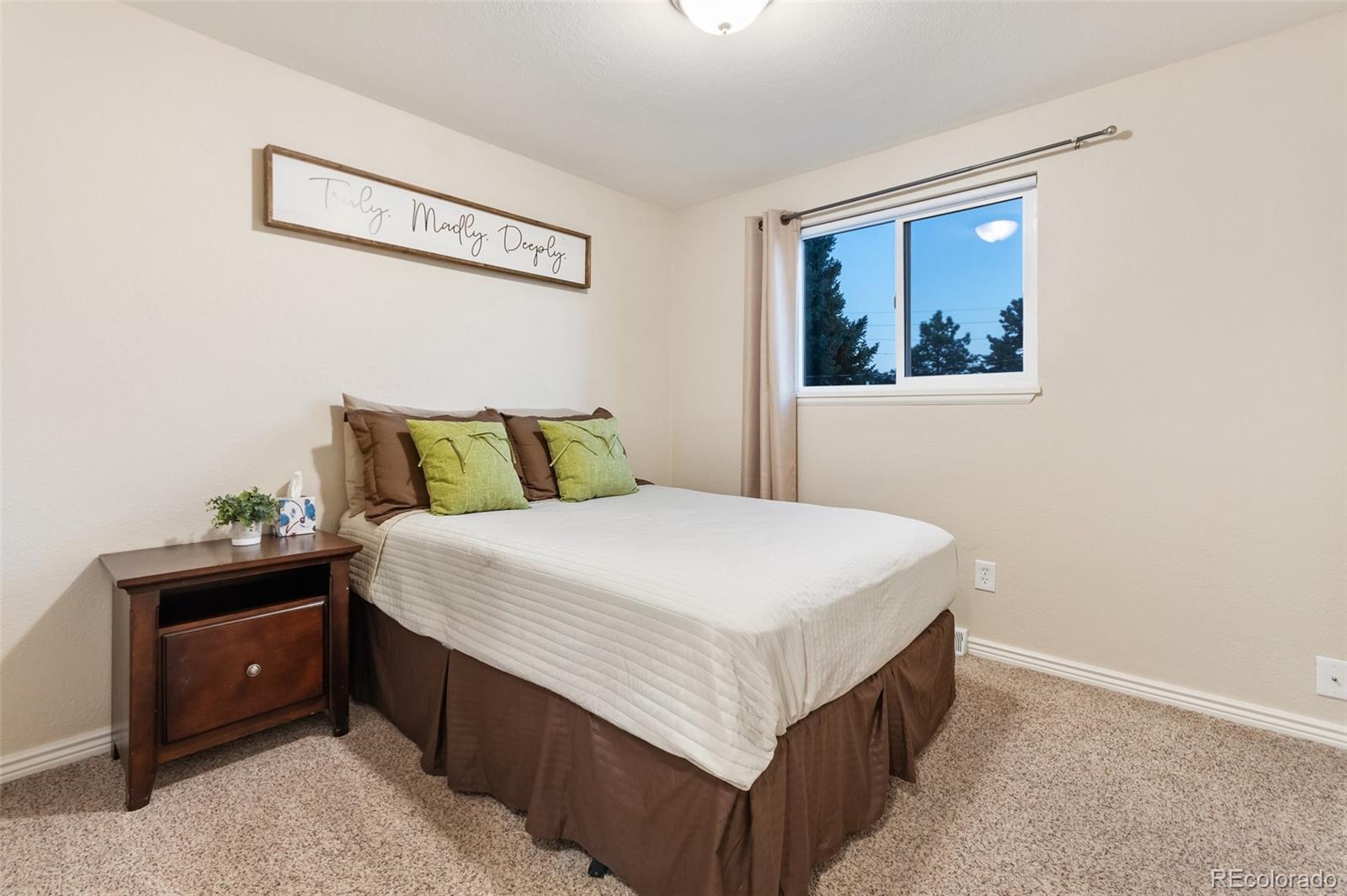 4666 E Hinsdale Place