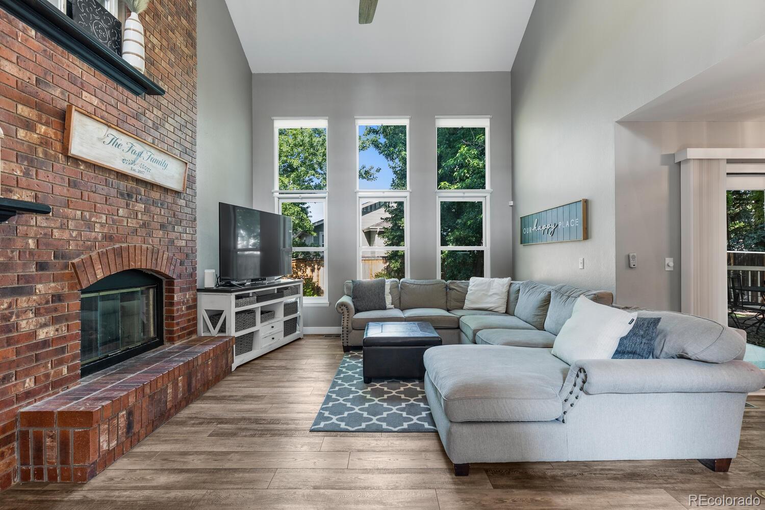 8745 Meadowlark Circle