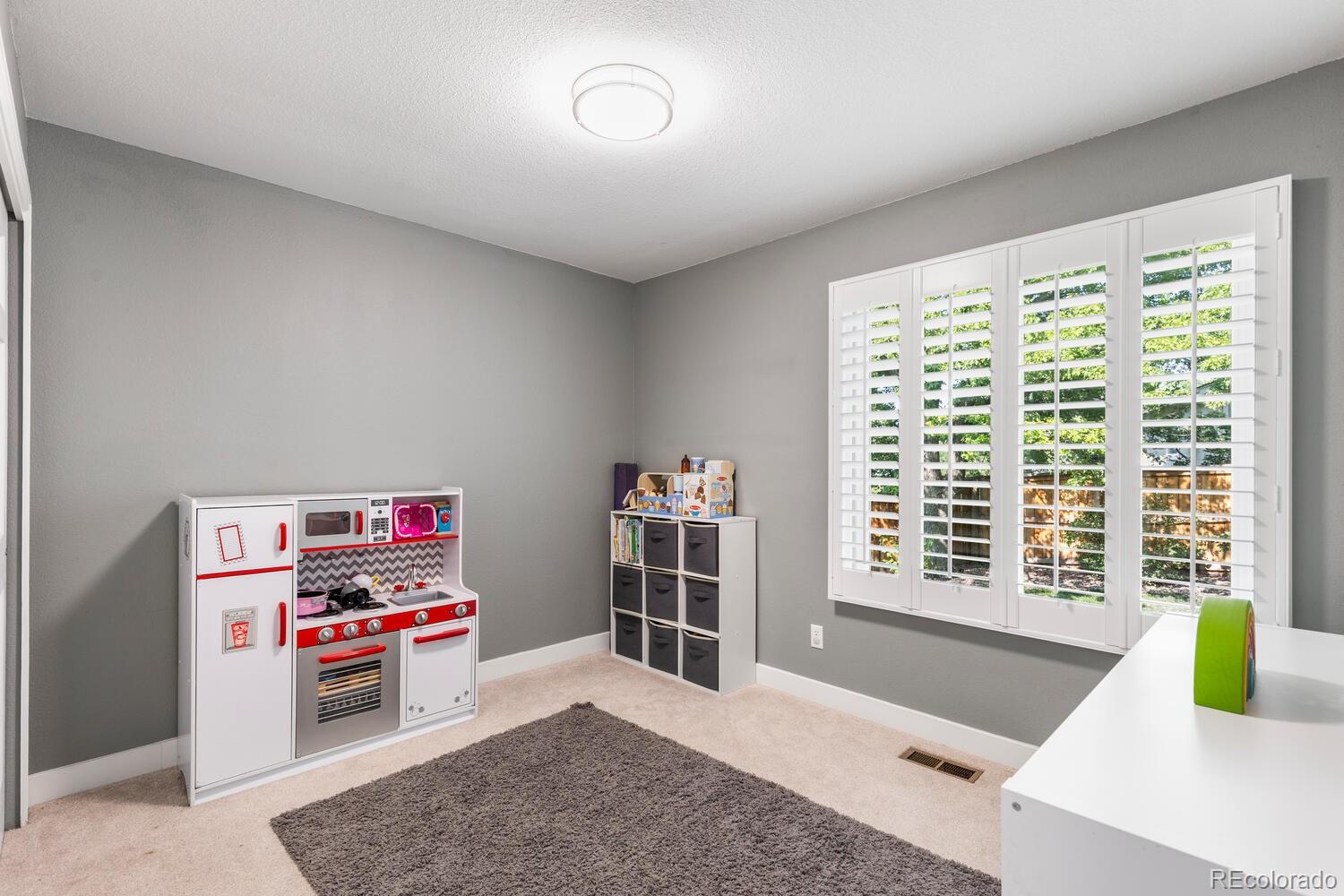 8745 Meadowlark Circle