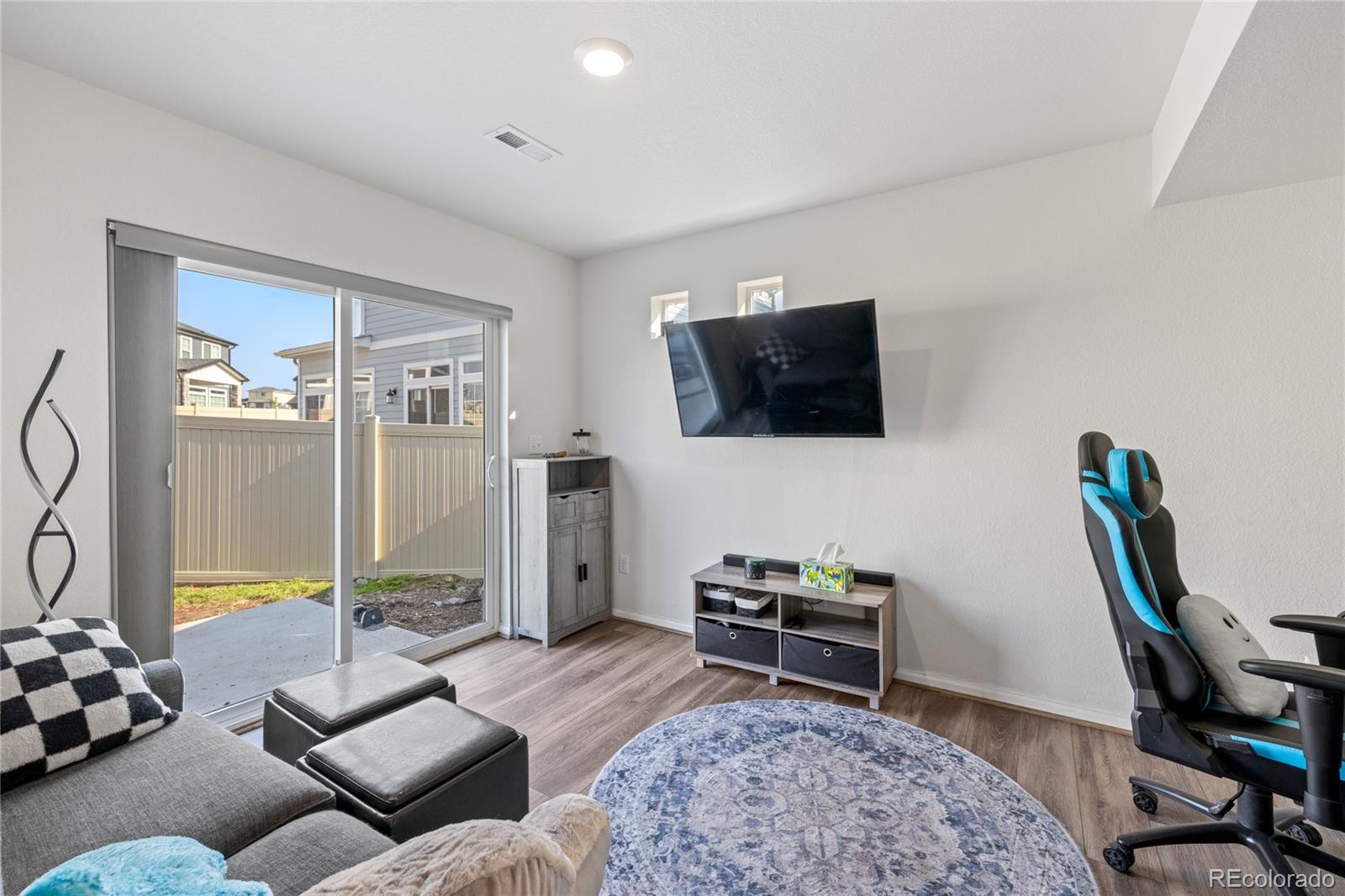 3944 N Quatar Court