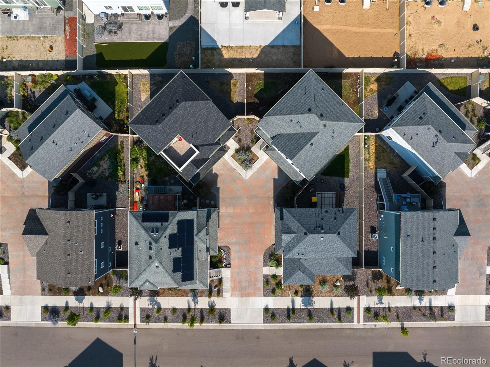 3944 N Quatar Court