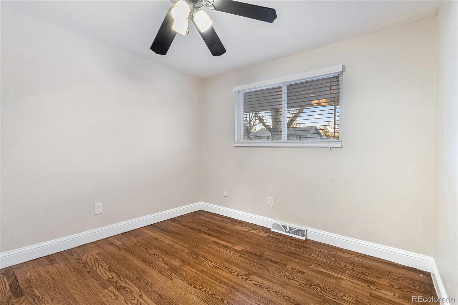 6734 S Dexter Street