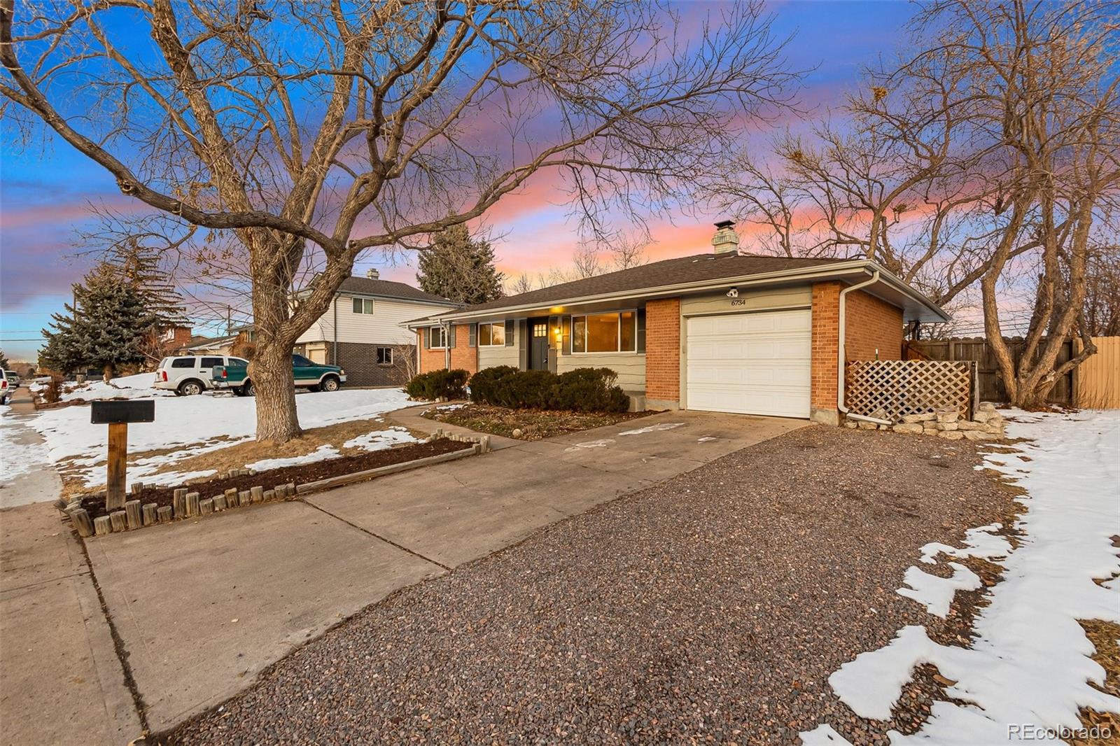 6734 S Dexter Street