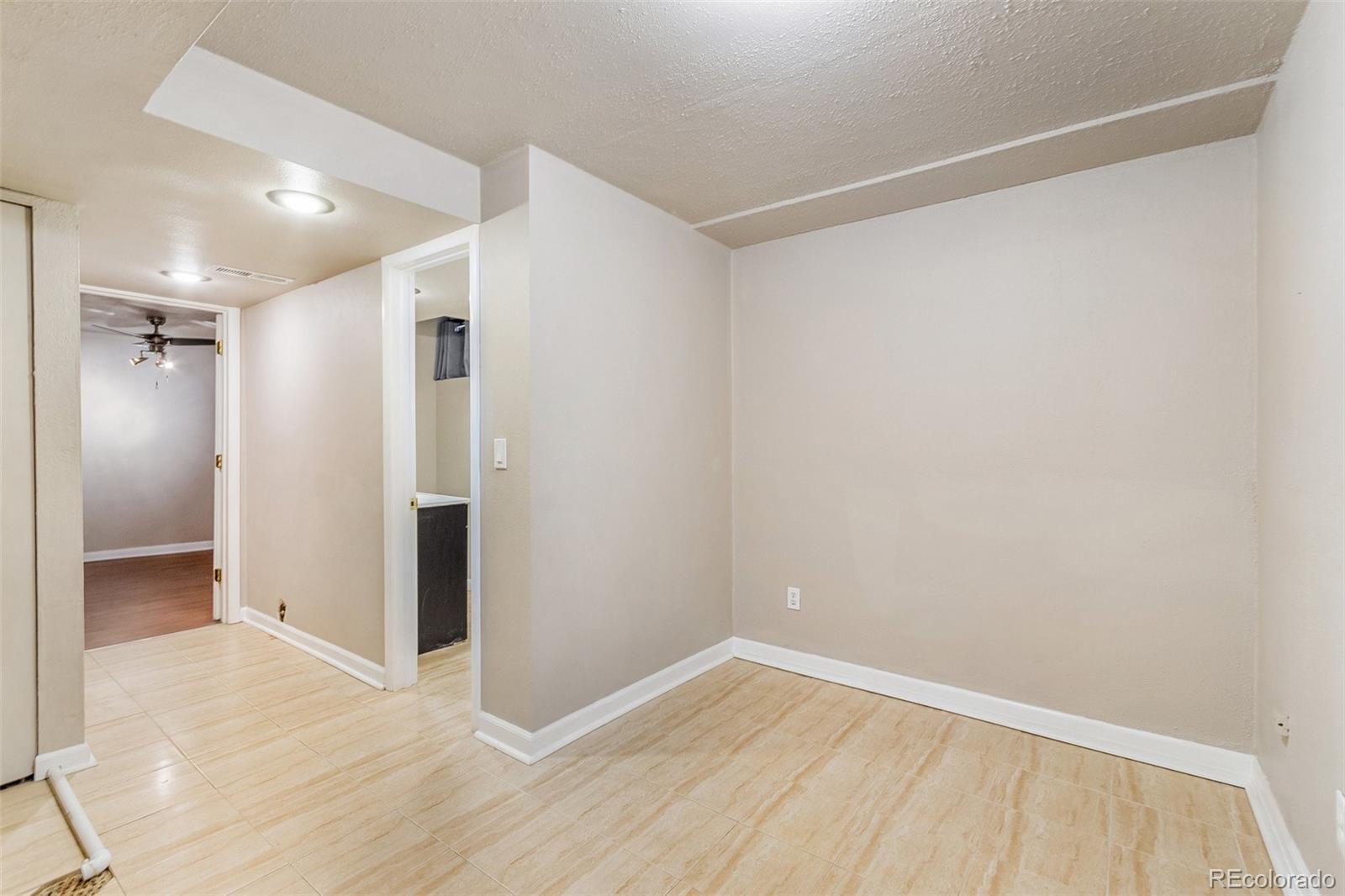 6734 S Dexter Street