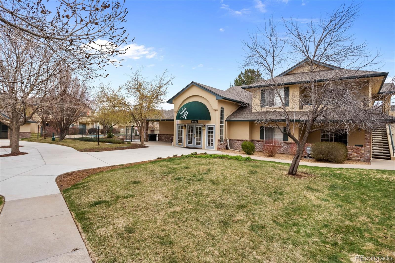 8641 E Dry Creek Road Unit: 527