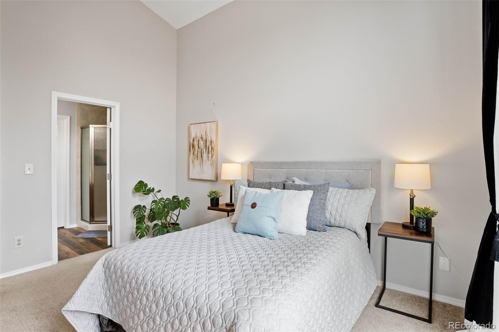 8641 E Dry Creek Road Unit: 527