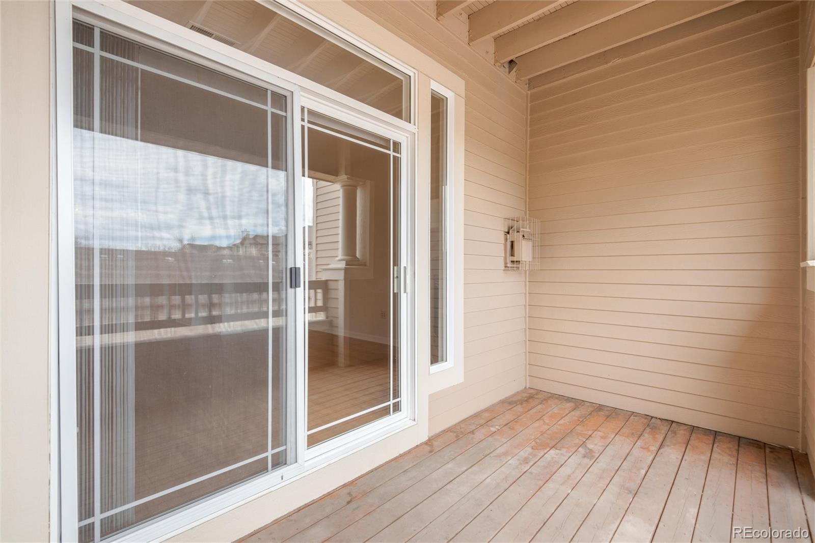 8456 S Hoyt Way Unit: 204