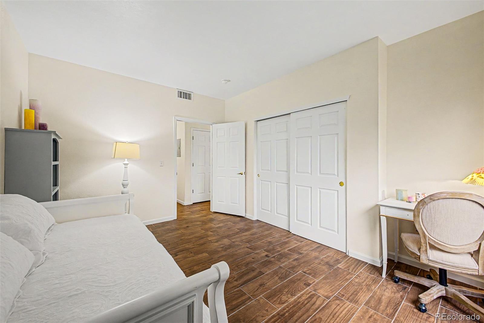 4875 S Balsam Way Unit: 7-101
