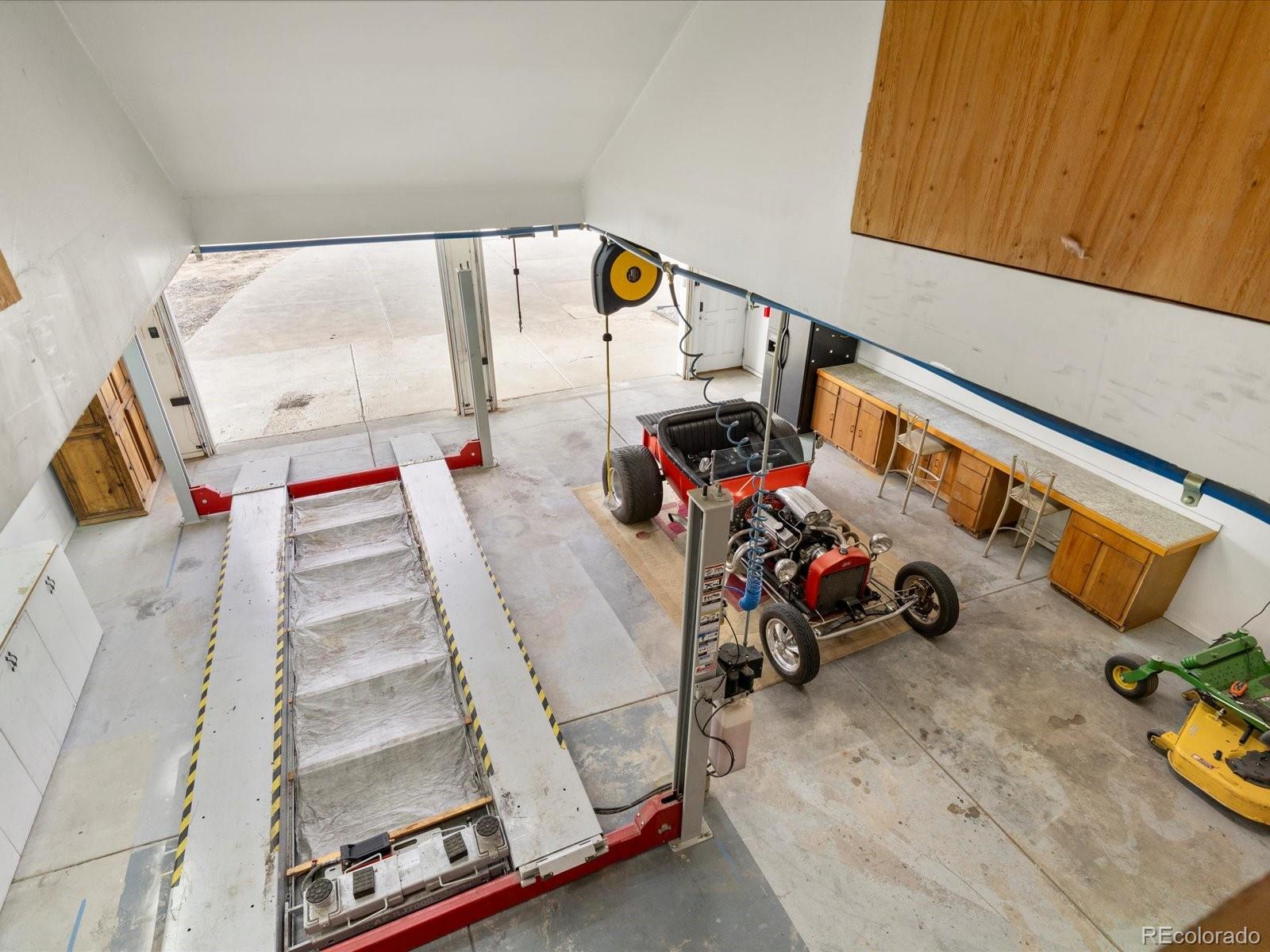 34570 Wagon Wheel Trail