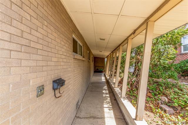680 S Canosa Court