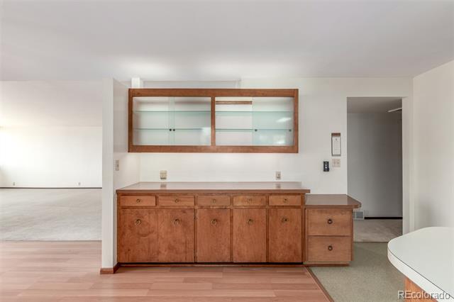 680 S Canosa Court