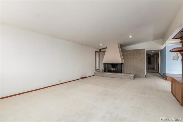 680 S Canosa Court